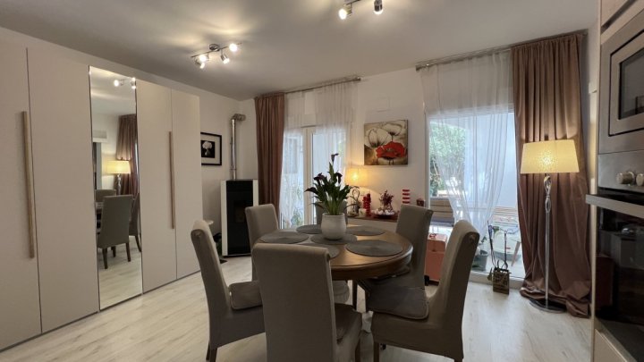 Mediterranes 3 Schlafzimmer Reihenmittelhaus in gepflegter Wohnanlage in Pedreguer mit eigenem Garten
