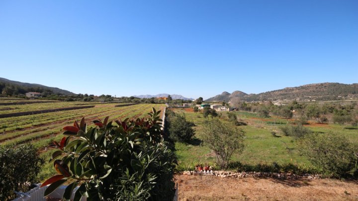 Mediterranes 3 Schlafzimmer Reihenmittelhaus in gepflegter Wohnanlage in Pedreguer mit eigenem Garten