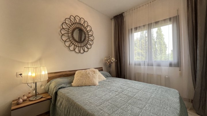 Mediterranes 3 Schlafzimmer Reihenmittelhaus in gepflegter Wohnanlage in Pedreguer mit eigenem Garten