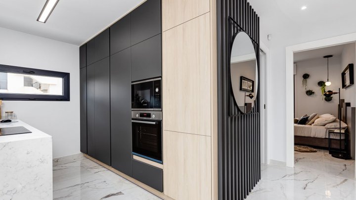 Penthouse-Wohnungen mit 2 Schlafzimmern, 2 Bädern und Dachterrasse  in abgeschlossener Anlage mit Gemeinschaftspool, Fitnessraum, Sauna und Jacuzzi