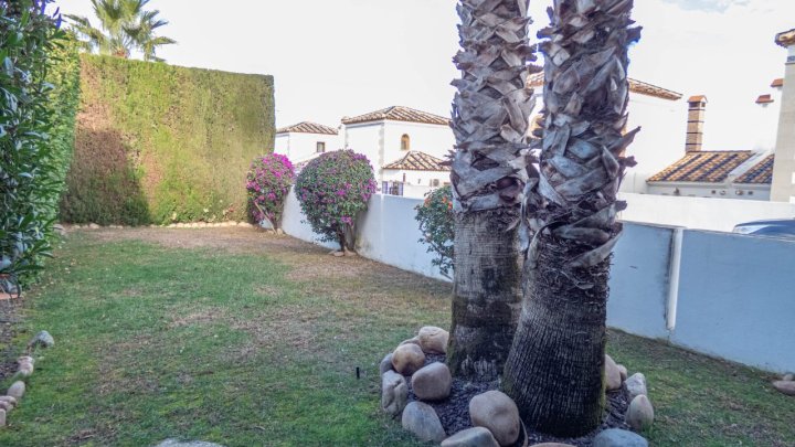 Attraktive Villa im Ibiza Style in bester Lage