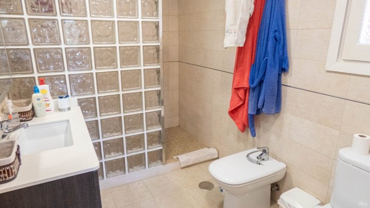 Attraktive Ebenerdige Villa mit 268 m² Wohnfläche auf 800 m² Grundstück 