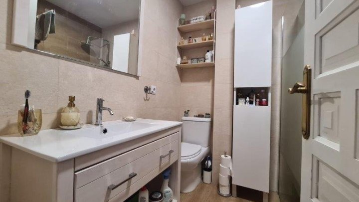 Reihenhaus in der prestigeträchtigen Gegend von Rosaleda-los Frutales, nur 550 Meter vom Meer entfernt