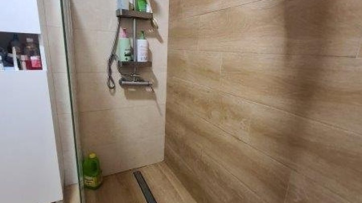Reihenhaus in der prestigeträchtigen Gegend von Rosaleda-los Frutales, nur 550 Meter vom Meer entfernt