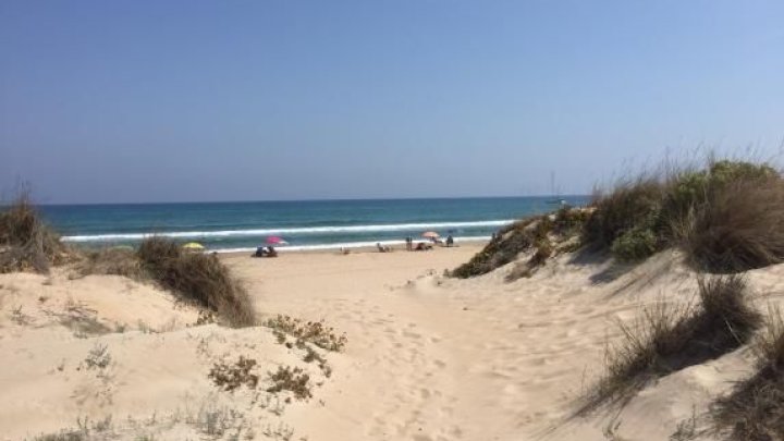 Strandvilla mit Pool, 2 Wohnungen und direktem Zugang zum Dünenstrand von Oliva