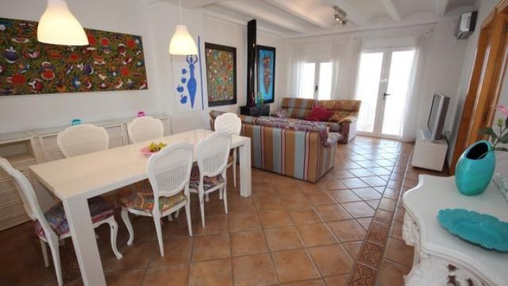 Strandvilla mit Pool, 2 Wohnungen und direktem Zugang zum Dünenstrand von Oliva