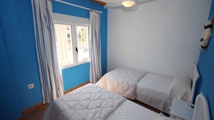 Strandvilla mit Pool, 2 Wohnungen und direktem Zugang zum Dünenstrand von Oliva