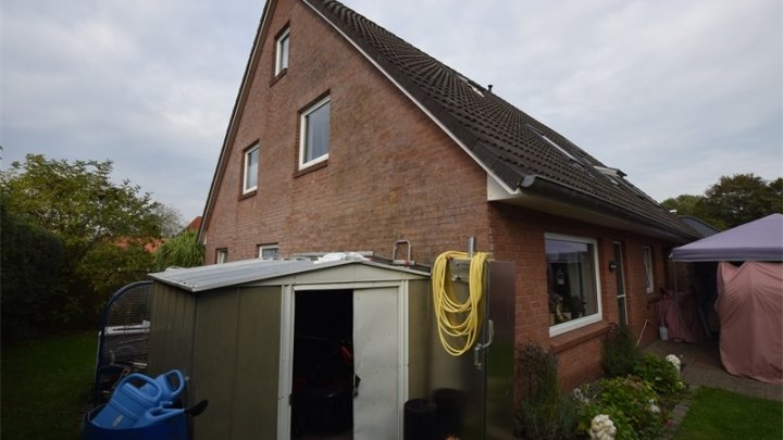 Vollvermietetes Mehrfamilienhaus mit 4 Wohneinheiten in Lunden! OTTO STÖBEN GmbH.