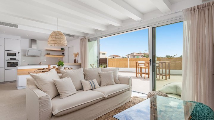 Wunderschöne eingeschossige Villen mit 3 Schlafzimmern, 2 Bädern, Dachterrasse, Privatpool und Kfz-Stellplatz