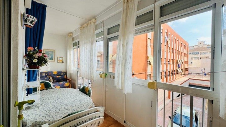 Appartement mit 1 Schlafzimmer und 1 Bad im Zentrum von La Mata nur 300 m vom Strand