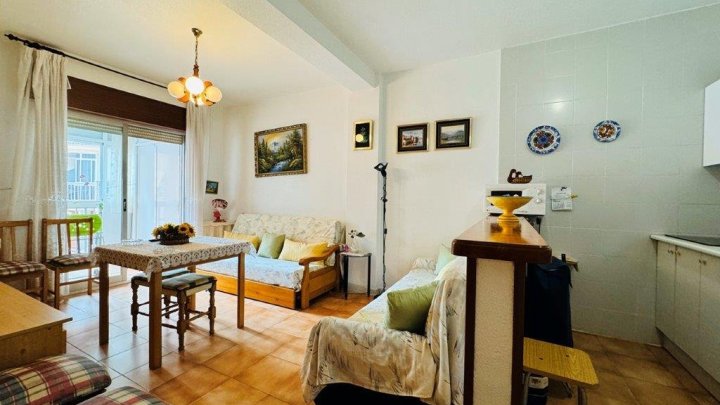 Appartement mit 1 Schlafzimmer und 1 Bad im Zentrum von La Mata nur 300 m vom Strand