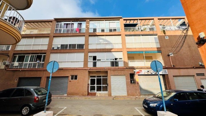 Appartement mit 1 Schlafzimmer und 1 Bad im Zentrum von La Mata nur 300 m vom Strand