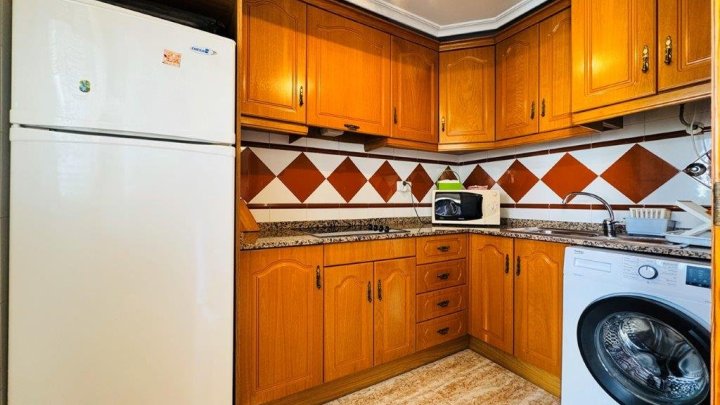 Appartement mit 2 Schlafzimmern, 1 Bad und Gemeinschaftspool nur 300 m vom Strand