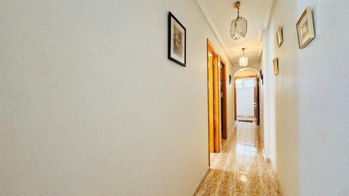 Appartement mit 2 Schlafzimmern, 1 Bad und Gemeinschaftspool nur 300 m vom Strand