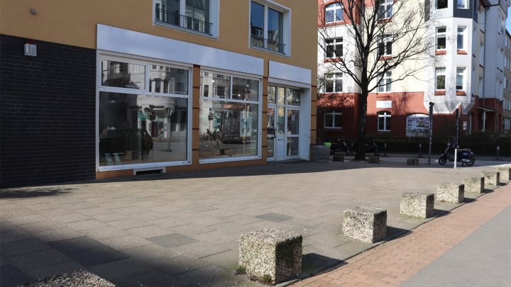 Kiel Holtenauerstraße: Großzügiges Teileigentum im EG zu erwerben! OTTO STÖBEN!