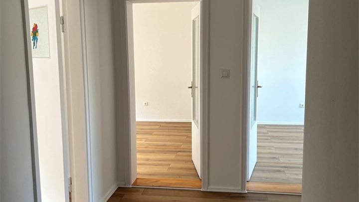 Frisch renovierte 3-ZW in der Gerhardstr. 31 in Kiel zu vermieten - OTTO STÖBEN GmbH