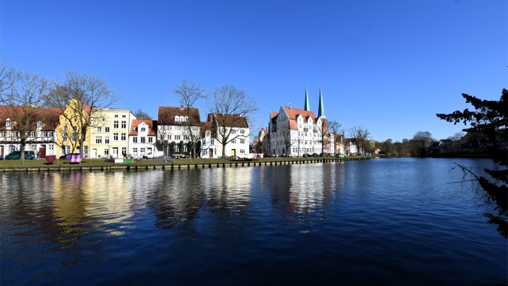2 Zi. ETW in Backsteinrenaissance, zwischen Dom & Trave, Lübecker Altstadtinsel OTTO STÖBEN GmbH