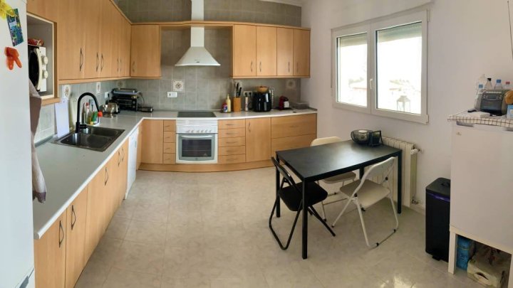 Exklusive Villa mit 3 Schlafzimmern, 2 Bädern, Privatpool, Garage und traumhaftem Meer- und Küstenpanorama