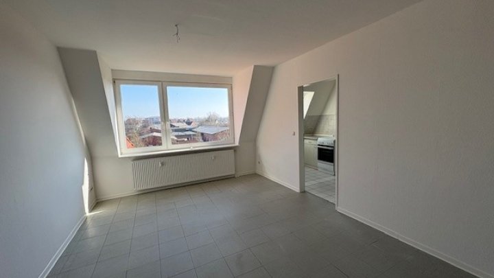 NUR MIT WBS! 2,5 Zimmer Wohnung DG in beliebter Lage in Brunsbüttel Otto Stöben GmbH