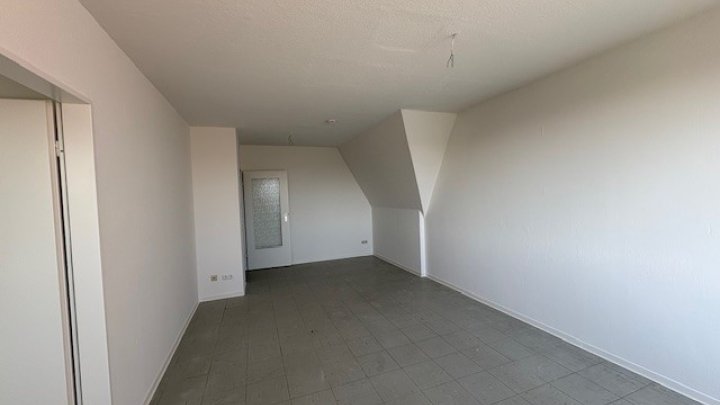 NUR MIT WBS! 2,5 Zimmer Wohnung DG in beliebter Lage in Brunsbüttel Otto Stöben GmbH