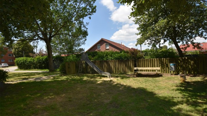 Frisch renovierte 4 Zi-Whg im EG + Balkon + Gäste-WC + Kellerraum in Brunsbüttel Otto Stöben GmbH