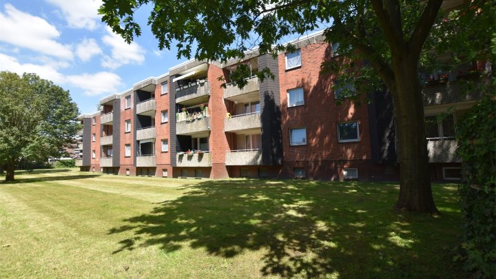 HERBST-ANGEBOT: MIETFREIE ZEIT IN BRUNSBÜTTEL Renovierte 2-Zimmer-Wohnung + Balkon OTTO STÖBEN GmbH