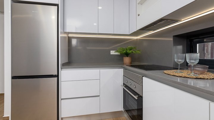Komfortable Penthouse-Wohnungen mit 3 Schlafzimmern, 2 Bädern, Tiefgaragenstellplatz und Gemeinschaftspool Nähe Roda Golf & Beach Resort