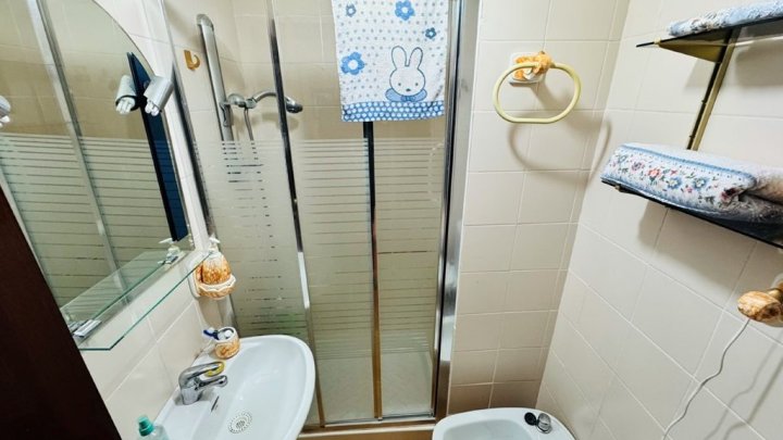 Erdgeschoss-Wohnung mit 1 Schlafzimmer und 1 Bad nur 300 m vom Strand