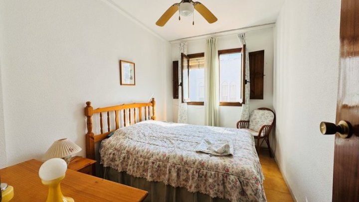 Reihenhaus mit 5 Schlafzimmern und 3 Bädern nur 300 m vom Strand
