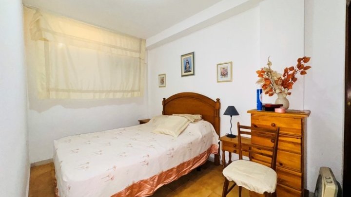 Reihenhaus mit 5 Schlafzimmern und 3 Bädern nur 300 m vom Strand