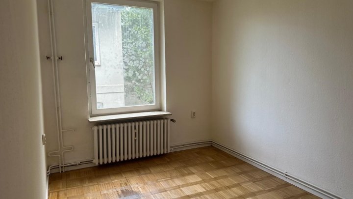 2-ZW in der Stoschstr. 9a in Kiel zu vermieten! OTTO STÖBEN GmbH