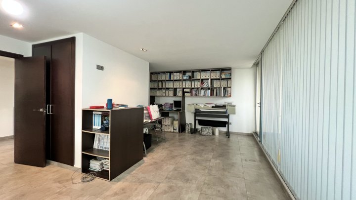 Schönes modernes Eck-Stadthaus mit 4 SZ, 2 Bäder, Garage und vielen Extras