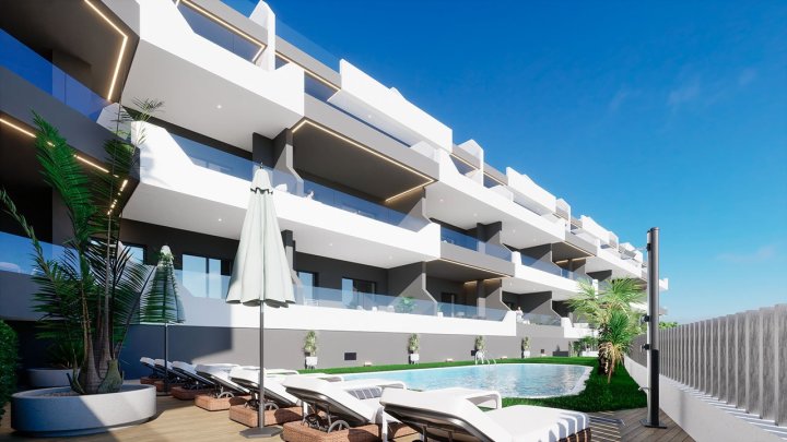 Penthouse-Wohnungen mit 3 Schlafzimmern, 2 Bädern, Dachterrasse, WC, Privatpool und Einbauküchen mit Elektrogeräten