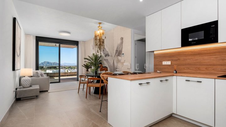 Penthouse-Wohnungen mit 3 Schlafzimmern, 2 Bädern, Dachterrasse, WC, Privatpool und Einbauküchen mit Elektrogeräten