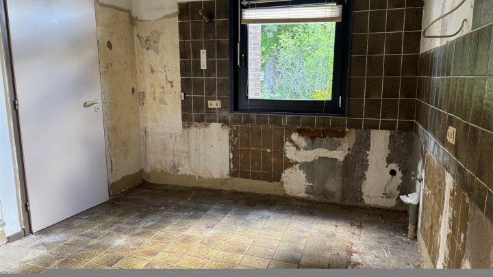 Einfamilienhaus-Bungalow mit Charme und Potential in Suchsdorf zu verkaufen - OTTO STÖBEN GmbH