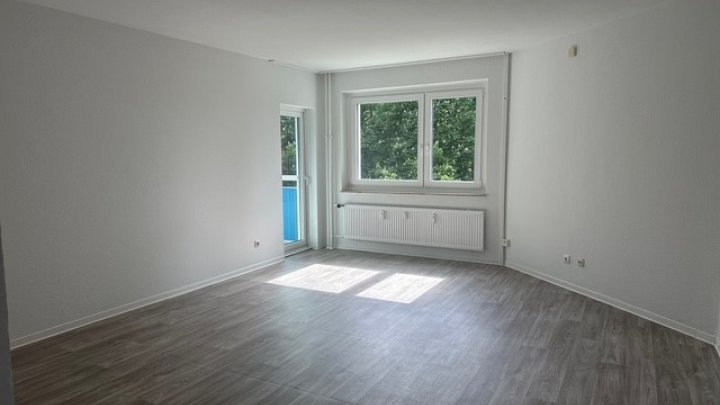 3-ZW in der Helsinkistr. 76 in Kiel zu vermieten! OTTO STÖBEN GmbH