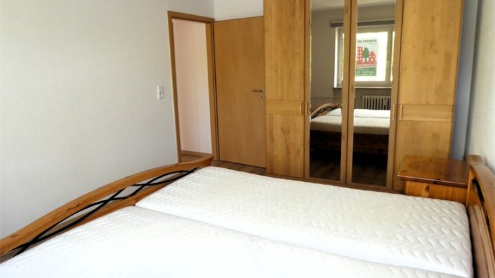 KIEL-ELLERBEK: Bezugsfreie und toll renovierte 3-Zimmer-ETW mit Balkon OTTO STÖBEN GMBH