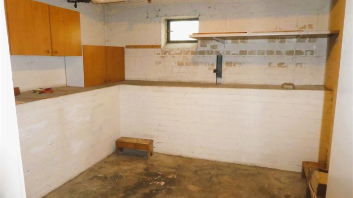KIEL-ELLERBEK: Bezugsfreie und toll renovierte 3-Zimmer-ETW mit Balkon OTTO STÖBEN GMBH