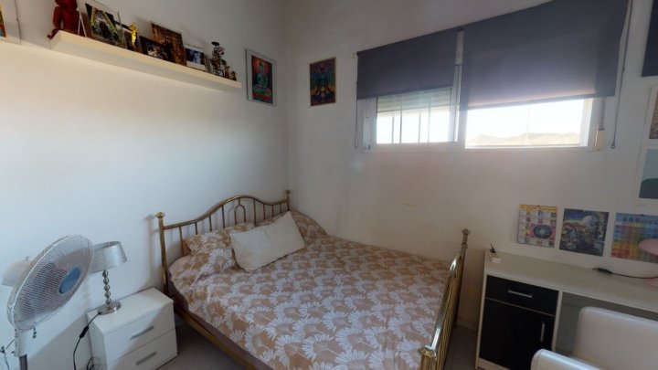 Villa mit Gästehaus, Privatpool und wunderschönem Ausblick