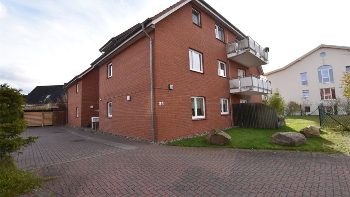 Wohnungspaket 4 vermietete ETW+Balkon+Stellplatz (51,4% MEA) Eutin - OTTO STÖBEN GmbH