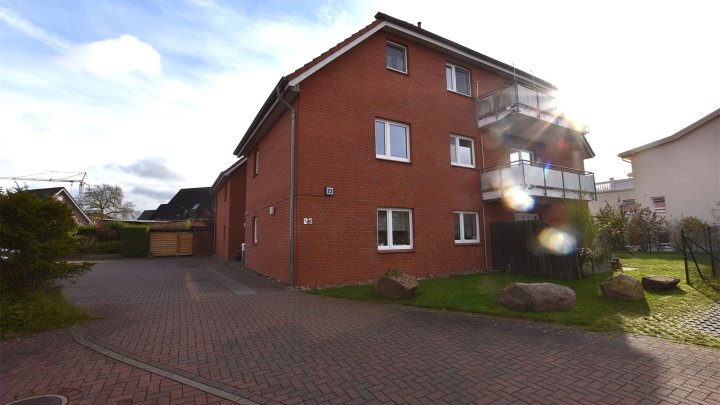 Wohnungspaket 4 vermietete ETW+Balkon+Stellplatz (51,4% MEA) Eutin - OTTO STÖBEN GmbH