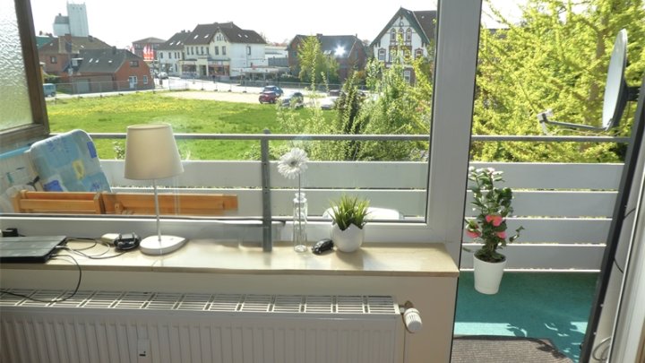 Ostseebad Schönberg: Unbefristet vermietete 3-Zimmer-Wohnung mit Balkon und Stellplatz