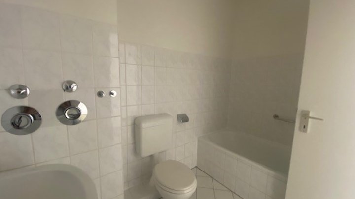 Nur mit WBS!! Schöne Terrassenwohnung: 2 Zimmer im Erdgeschoss - ab sofort - Otto Stöben GmbH