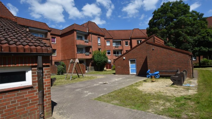 Nur mit WBS!! Schöne Terrassenwohnung: 2 Zimmer im Erdgeschoss - ab sofort - Otto Stöben GmbH