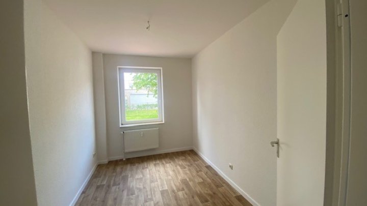Renovierte 2,5 Zimmer Terrassenwohnung mit WBS in Brunsbüttel mit Balkon Otto Stöben GmbH