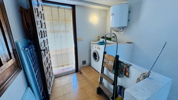 Doppelhaushälfte mit 3 Schlafzimmern, 2 Bädern und Dachterrasse nur 300 m vom Strand