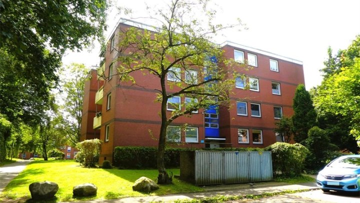 Ostseebad Eckernförde: Bezugsfreie 3-Zimmer-ETW mit sonniger Loggia + Stellplatz OTTO STÖBEN GMBH