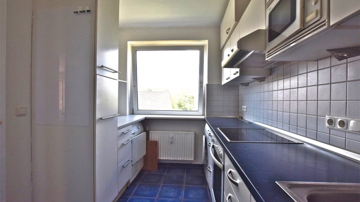 Ostseebad Eckernförde: Bezugsfreie 3-Zimmer-ETW mit sonniger Loggia + Stellplatz OTTO STÖBEN GMBH
