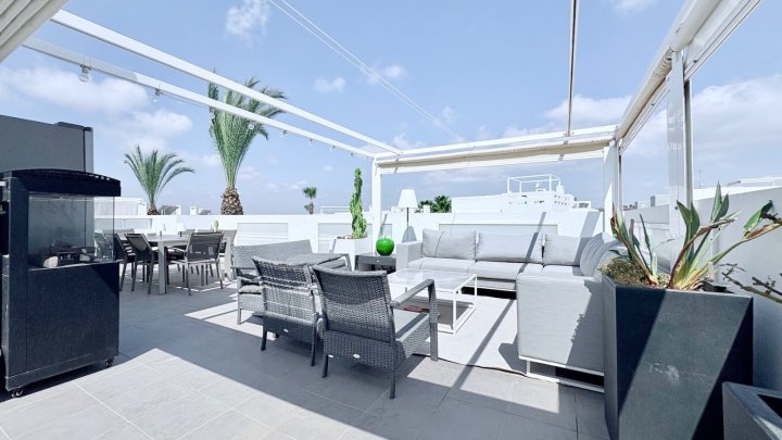Maisonette-Wohnung mit 3 Schlafzimmern und 2 Bädern im Herzen des Golfplatzes Las Ramblas de Campoamor
