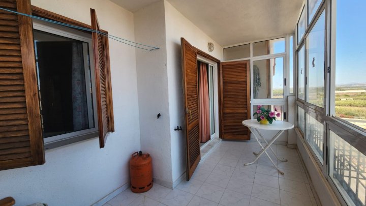 Appartement mit 1 Schlafzimmer, 1 Bad, Tiefgaragenstellplatz und Gemeinschaftspool nur 300 m vom Strand